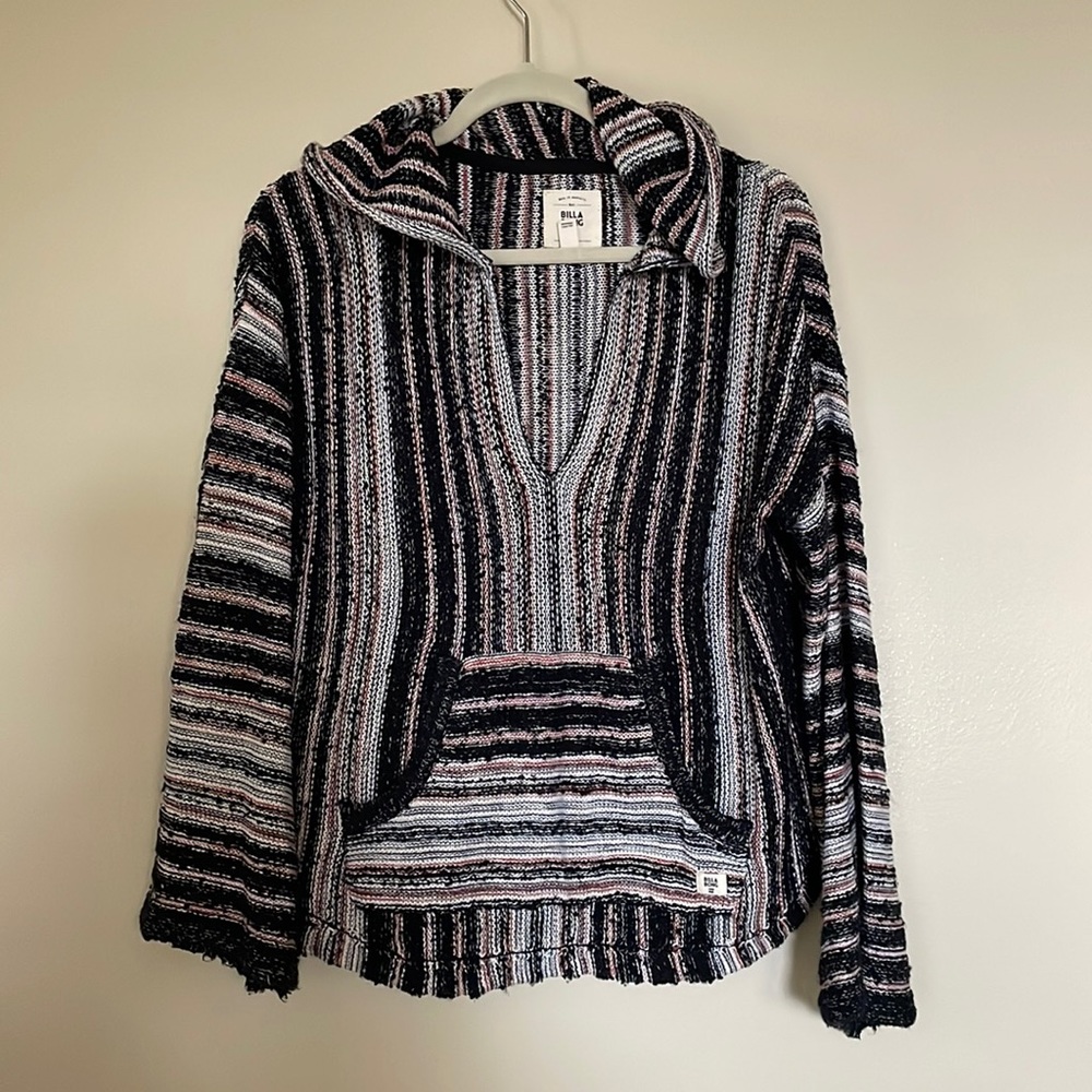 Billabong Pullover with Front Pocket and Hood, Size M
